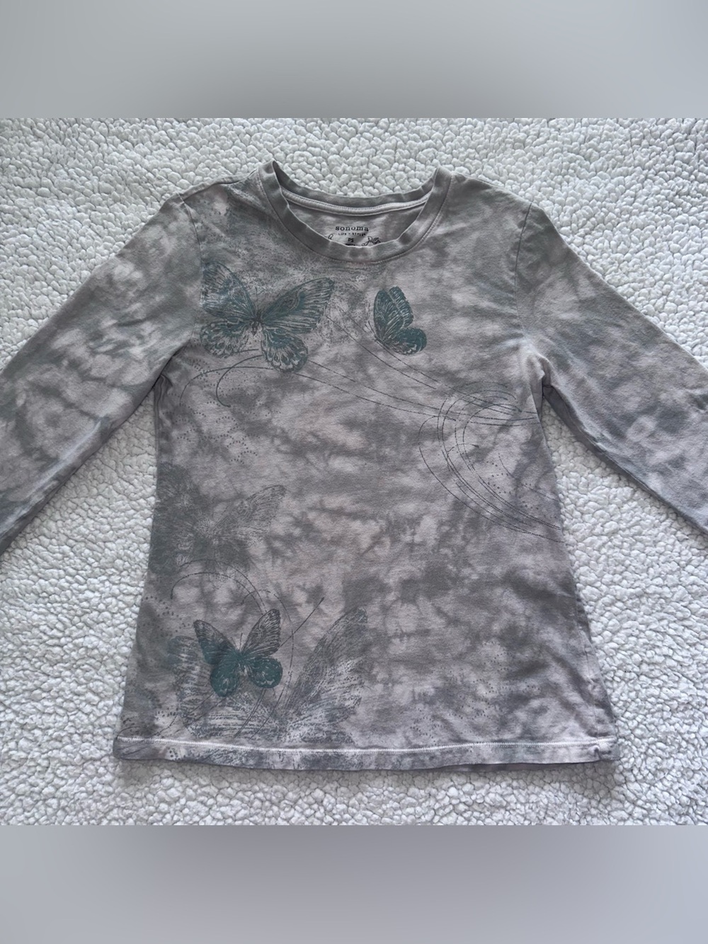 Y2K style butterfly graphic print tie dye grey 100% cotton vintage inspired PS
